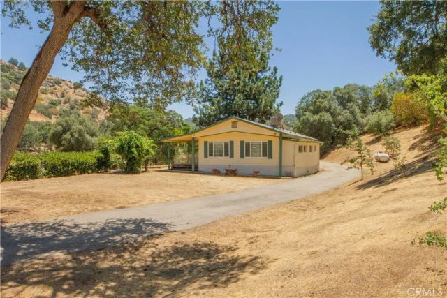 46424 Baldpate Lane, Squaw Valley, CA 93675