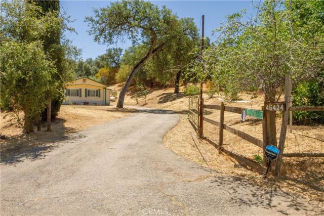 46424 Baldpate Lane, Squaw Valley, CA 93675