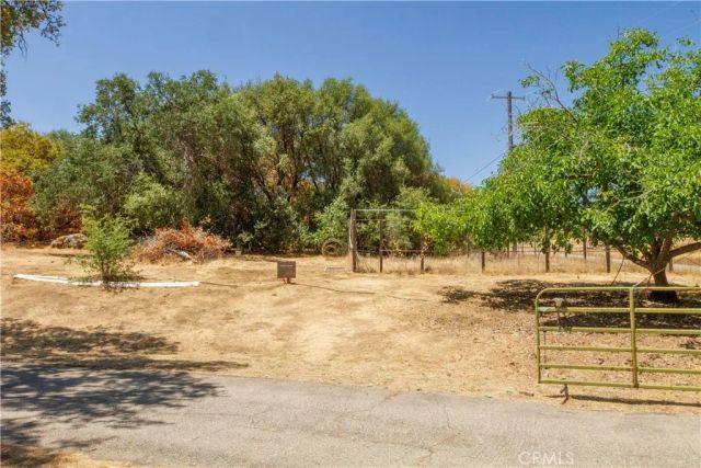 46424 Baldpate Lane, Squaw Valley, CA 93675