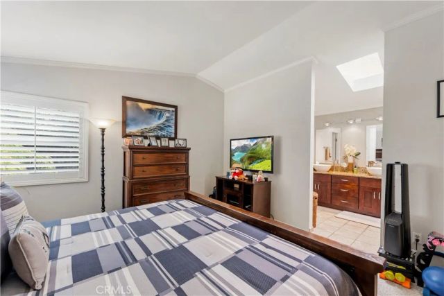 22416 Cardiff, Saugus, CA 91350