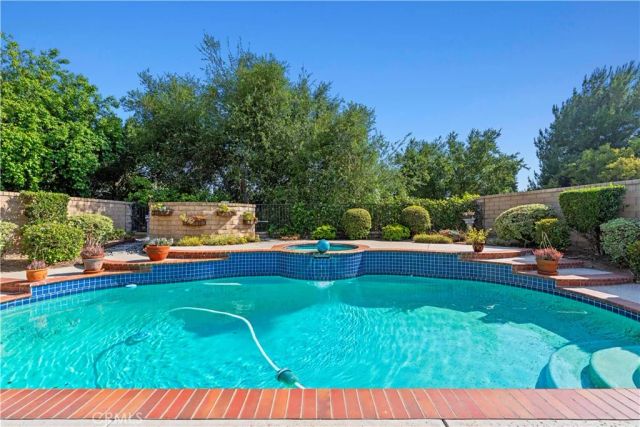 22416 Cardiff, Saugus, CA 91350