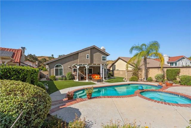 22416 Cardiff, Saugus, CA 91350