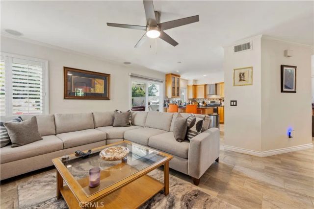 22416 Cardiff, Saugus, CA 91350