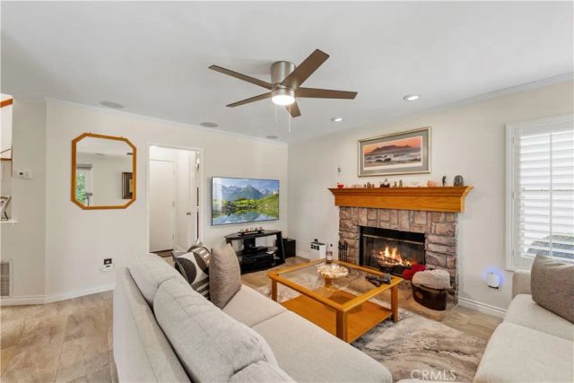 22416 Cardiff, Saugus, CA 91350