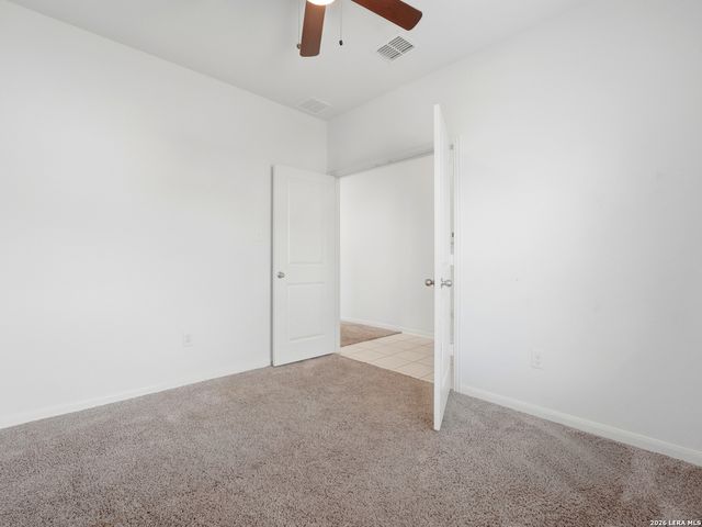 8935 Hazel Birch, Elmendorf, TX 78112