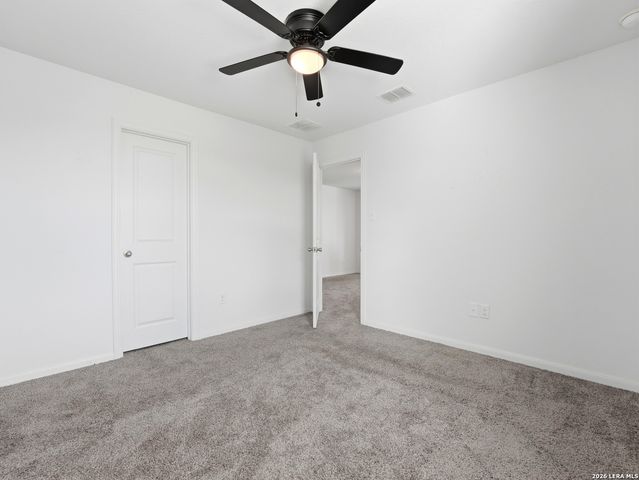 8935 Hazel Birch, Elmendorf, TX 78112
