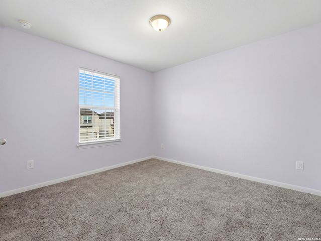 8935 Hazel Birch, Elmendorf, TX 78112