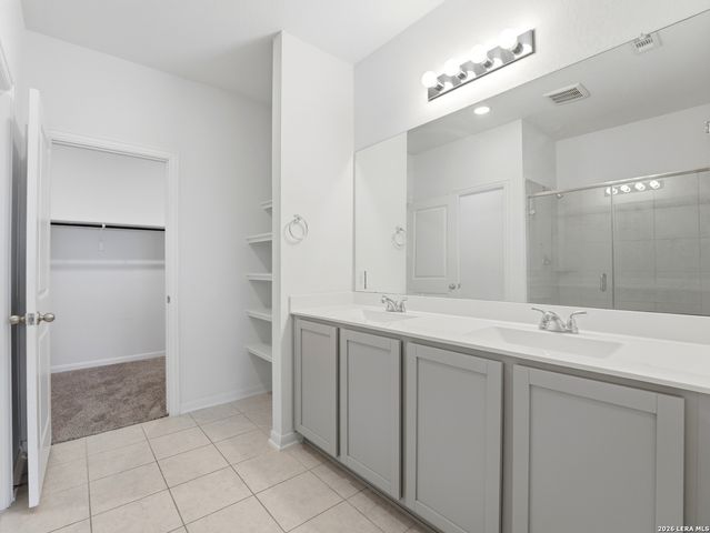 8935 Hazel Birch, Elmendorf, TX 78112