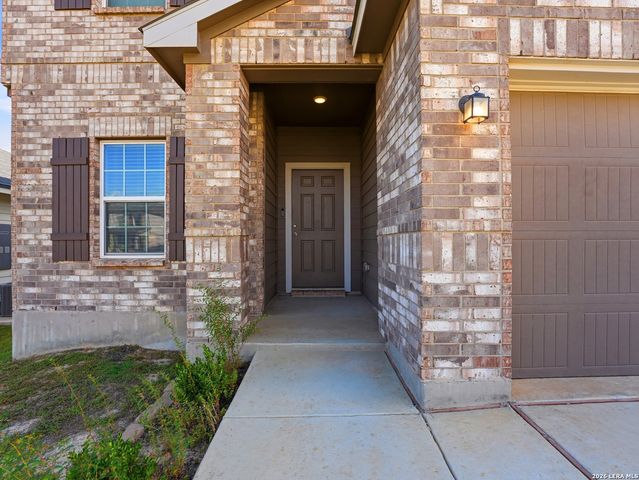 8935 Hazel Birch, Elmendorf, TX 78112