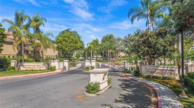 7839 E Viewrim, Anaheim, CA 92808