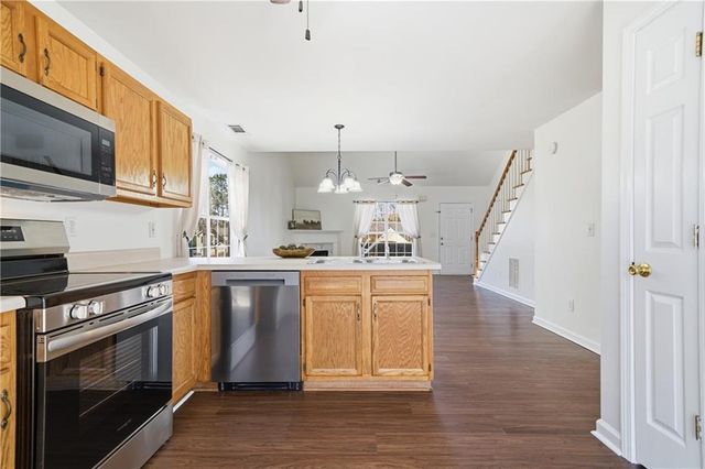 239 Woodland Way, Canton, GA 30114