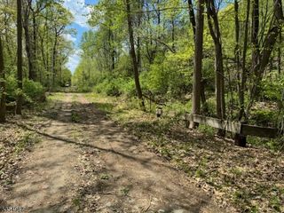 14 Laurel Woods Dr, Blairstown Twp., NJ 07825