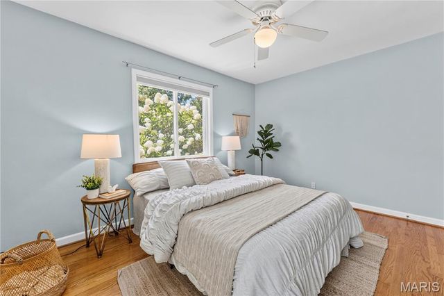 219 Sunningwell Drive, Webster Groves, MO 63119