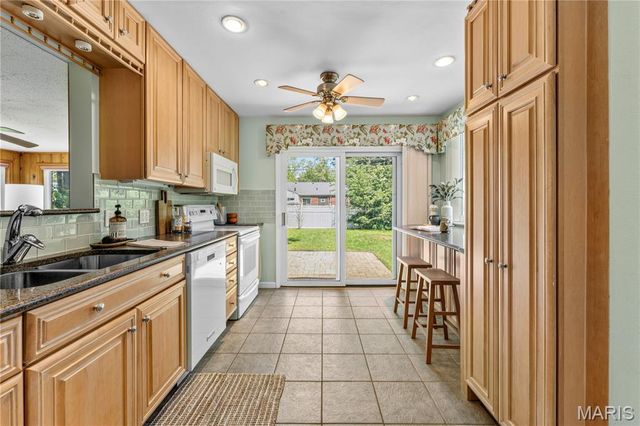 219 Sunningwell Drive, Webster Groves, MO 63119