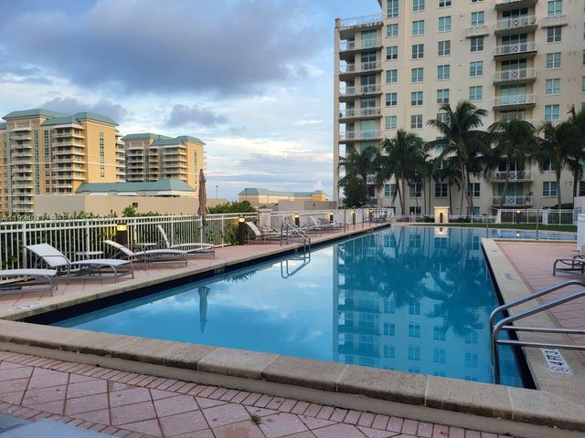 350 N Federal Hwy 1402, Boynton Beach, FL 33435