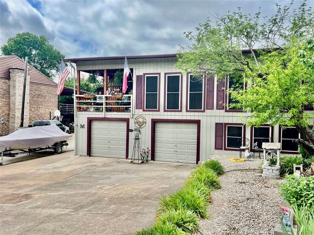 309 Broken Arrow, Comanche, TX 76442