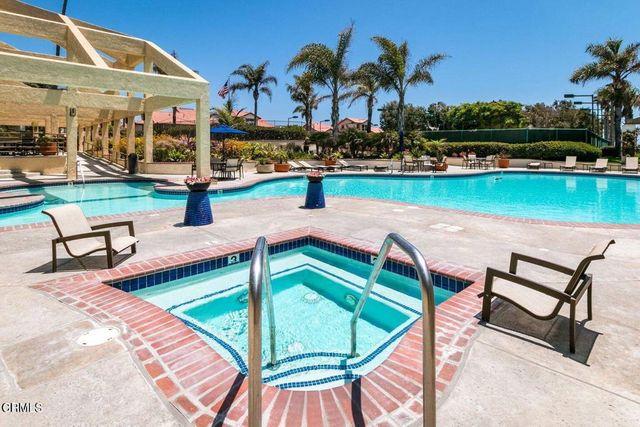 2157 Martinique Lane, Oxnard, CA 93035