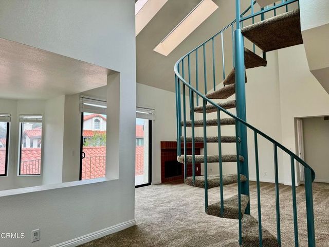 2157 Martinique Lane, Oxnard, CA 93035