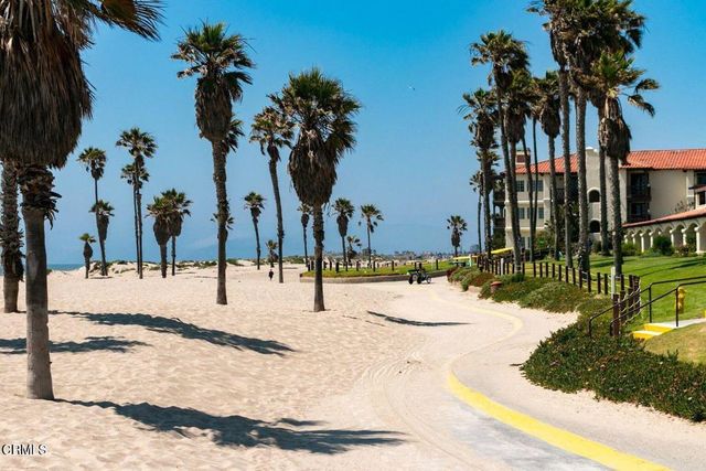 2157 Martinique Lane, Oxnard, CA 93035