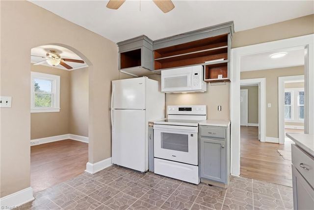 11043 E Old US Highway 64, Lexington, NC 27292