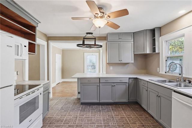 11043 E Old US Highway 64, Lexington, NC 27292