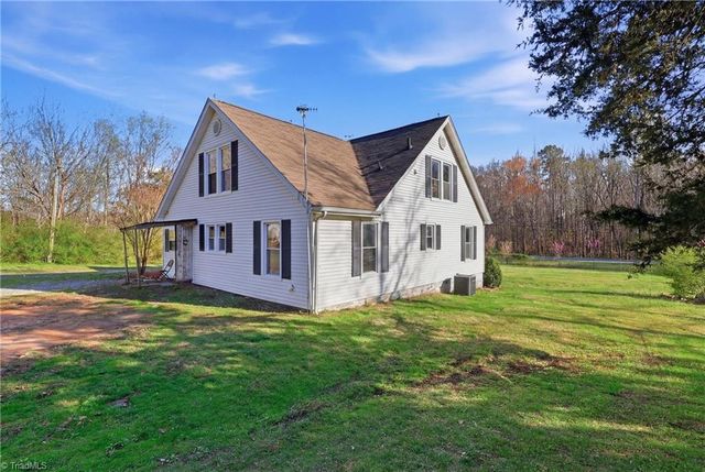 11043 E Old US Highway 64, Lexington, NC 27292