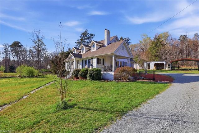 11043 E Old US Highway 64, Lexington, NC 27292