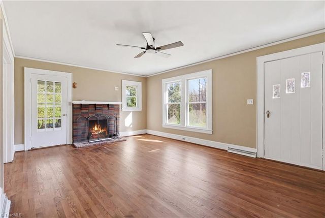 11043 E Old US Highway 64, Lexington, NC 27292