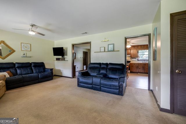 1325 Pine Barren Road, Pooler, GA 31322