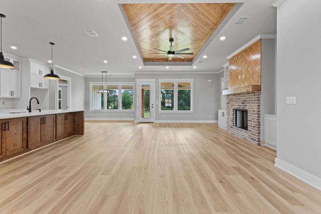 13830 Cedar Hill Lane, Tyler, TX 75771