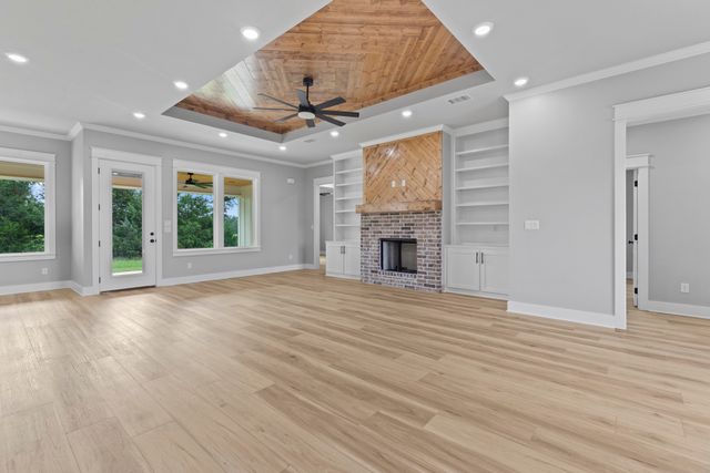 13830 Cedar Hill Lane, Tyler, TX 75771