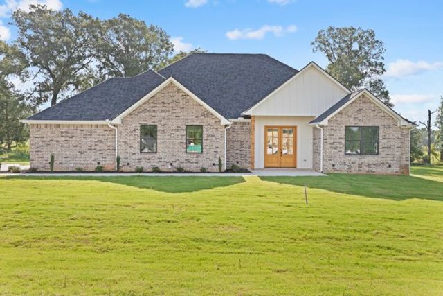 13830 Cedar Hill Lane, Tyler, TX 75771