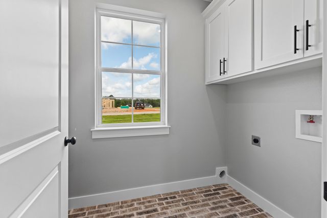 13830 Cedar Hill Lane, Tyler, TX 75771