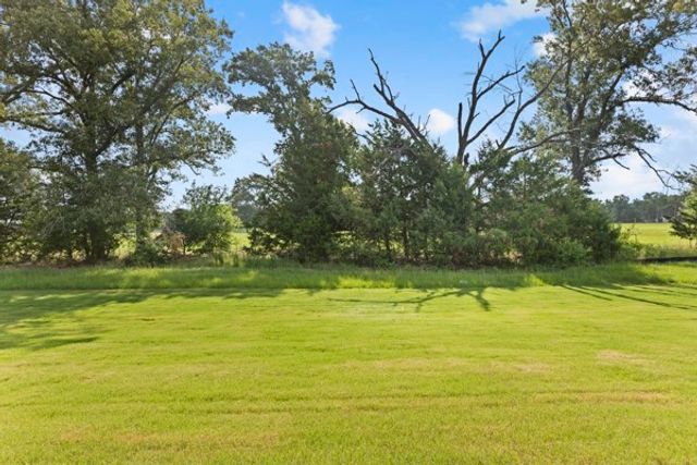 13830 Cedar Hill Lane, Tyler, TX 75771