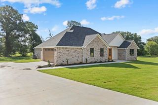 13830 Cedar Hill Lane, Tyler, TX 75771