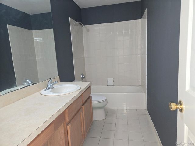 168 Hampton Vista Drive, Manorville, NY 11949