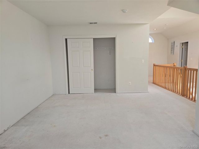 168 Hampton Vista Drive, Manorville, NY 11949