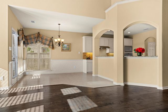 2803 Pino, Grand Prairie, TX 75054