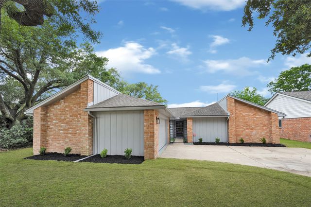 2303 Strait Lane, Houston, TX 77084