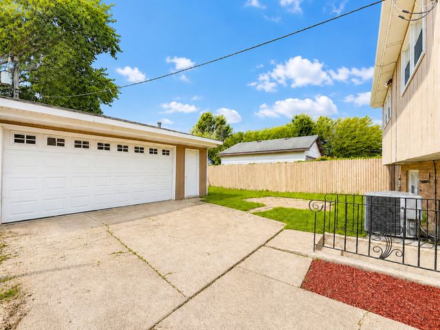 14446 Dante Avenue, Dolton, IL 60419