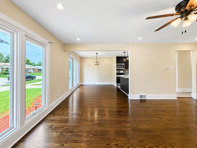 14446 Dante Avenue, Dolton, IL 60419
