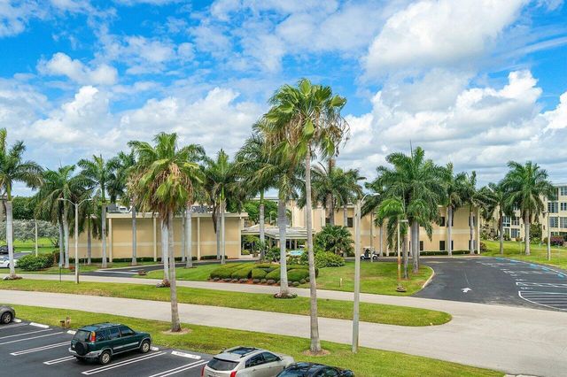 2615 NE 1ST Court 407, Boynton Beach, FL 33435