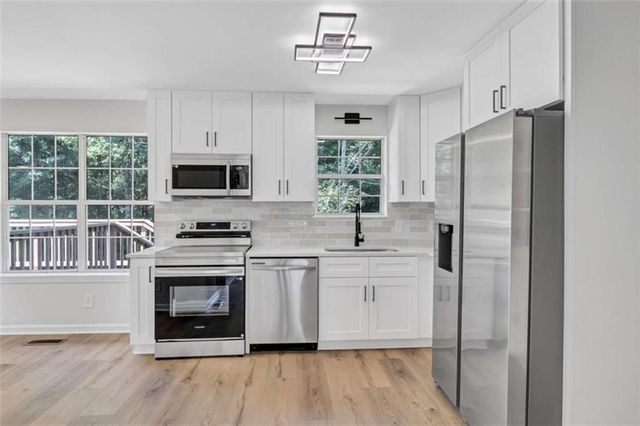 5010 Old Orr Road, Flowery Branch, GA 30542