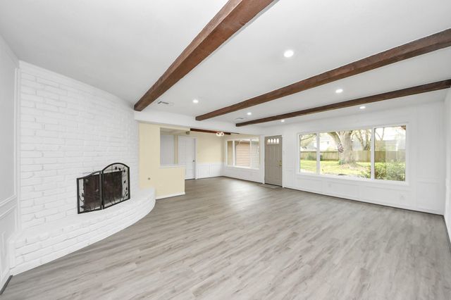 13407 Vestavia Court, Houston, TX 77069