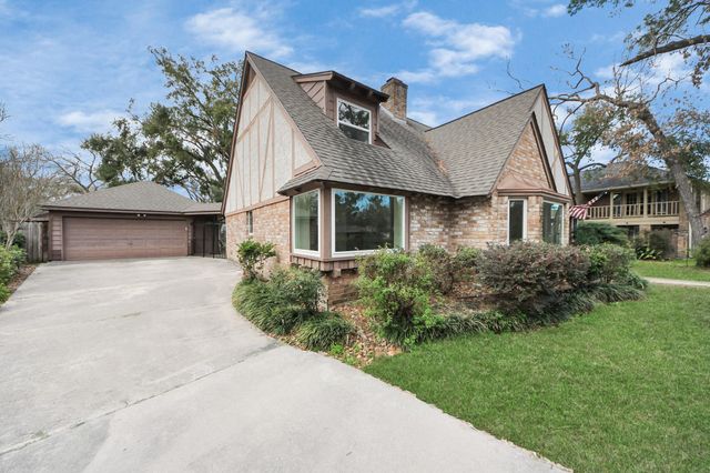 13407 Vestavia Court, Houston, TX 77069