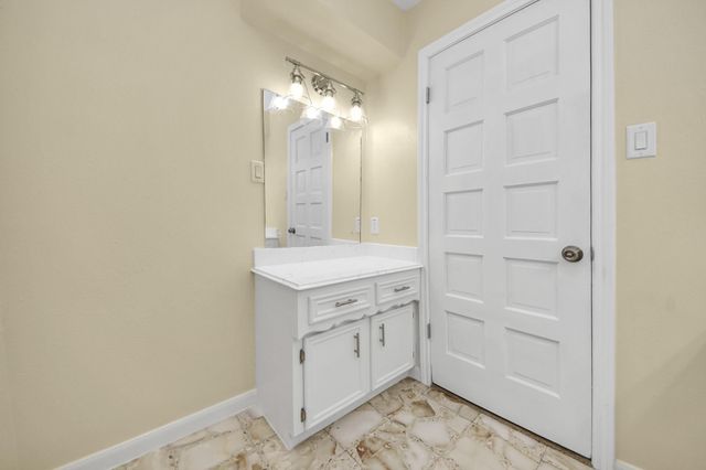 13407 Vestavia Court, Houston, TX 77069