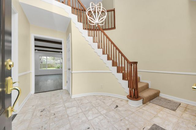 13407 Vestavia Court, Houston, TX 77069