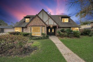 13407 Vestavia Court, Houston, TX 77069