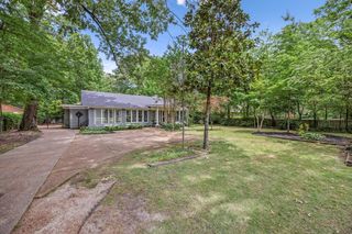 5068 WALNUT GROVE RD, Memphis, TN 38117