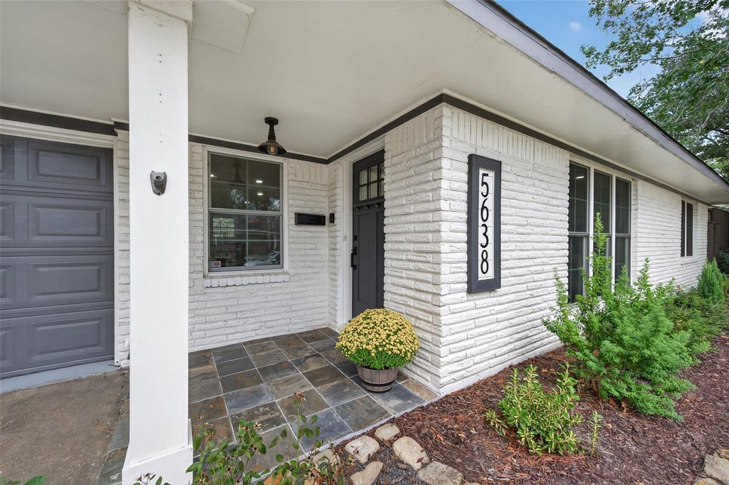 5638 Warm Springs Road, Houston, TX 77035